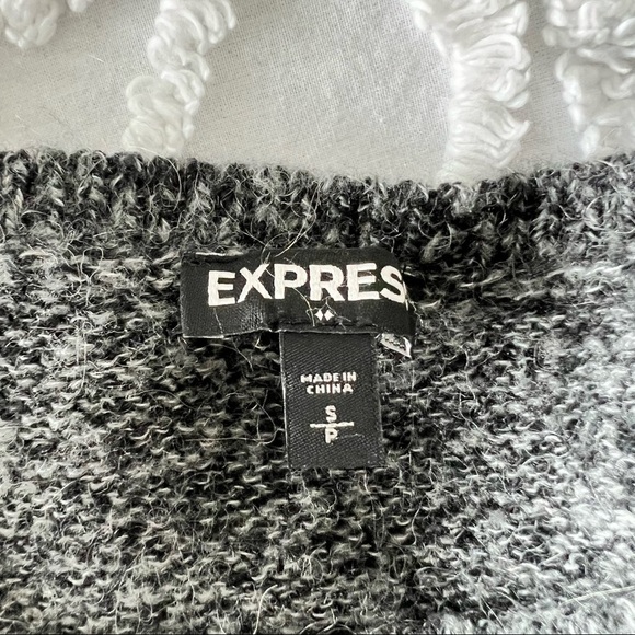 Express Grey Wool Mohair Blend Leopard Print Heart Sweater Size S Pullover - Picture 5 of 5